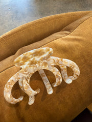 Pearl Claw Clip
