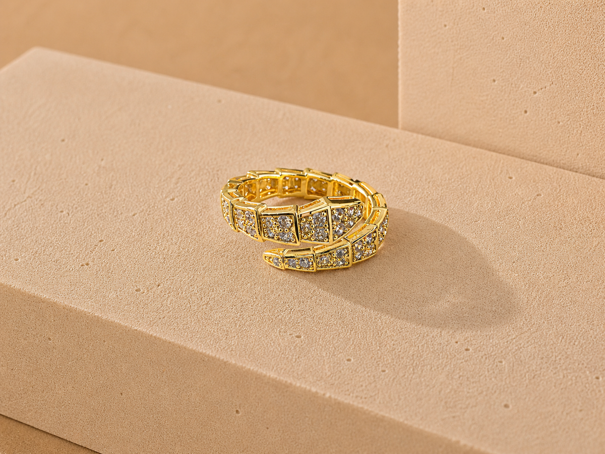 Serpentina Ring