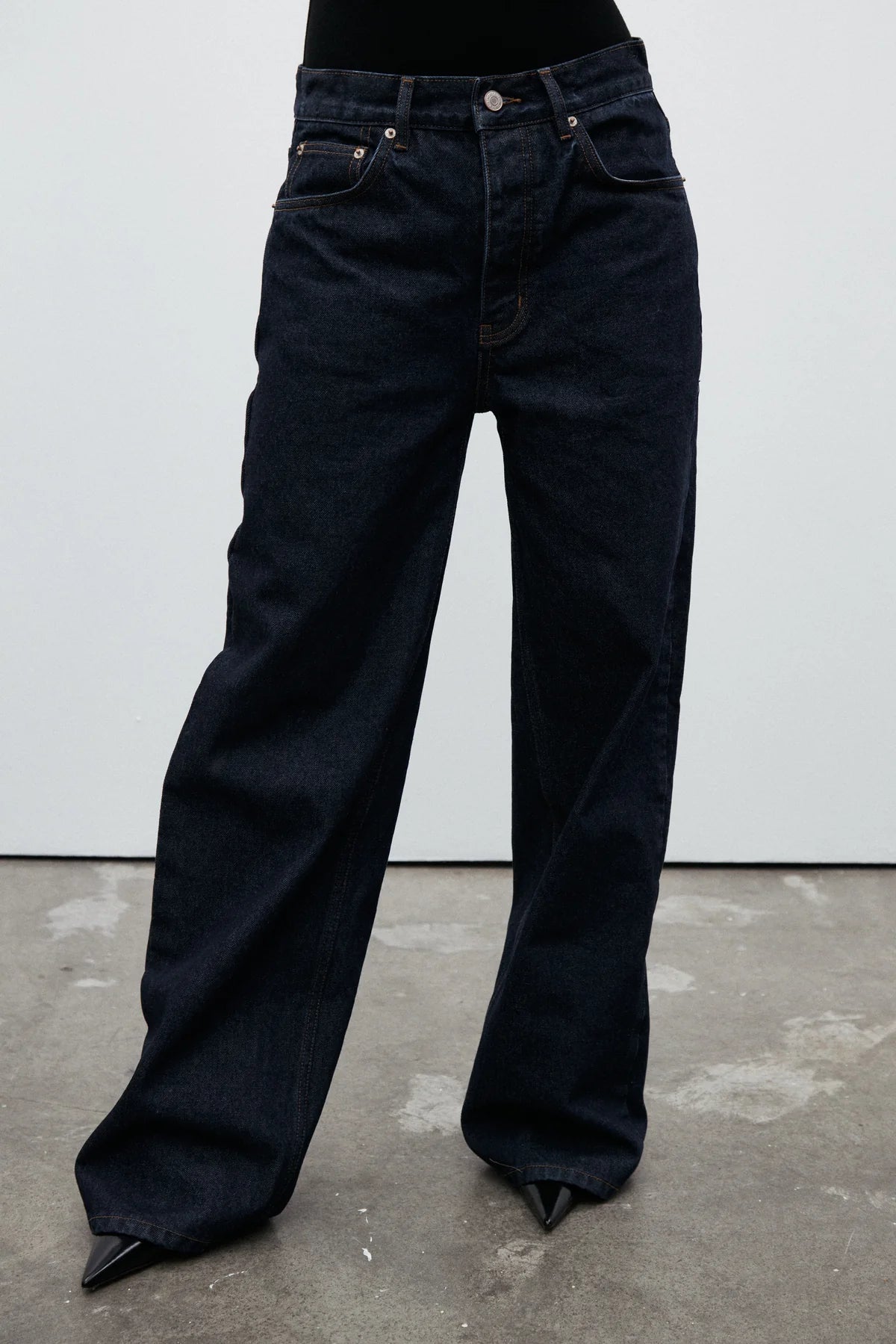 Perry Denim in Dress Blue