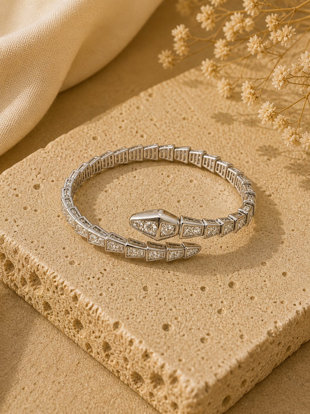 Serpentina Bangle