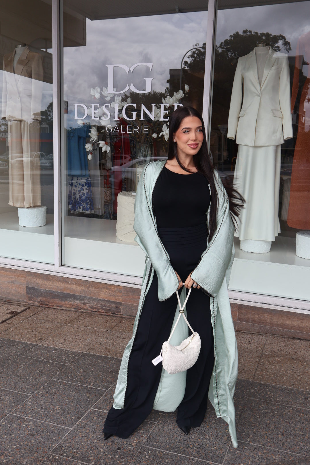 Emara Abaya