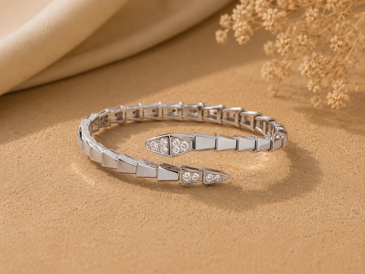 Serpen Bangle