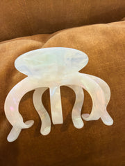 Pearl Claw Clip